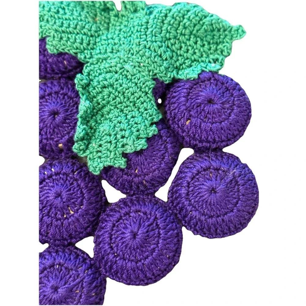 Vintage Hand Crocheted Bottle Cap Hot Pad Trivet Grape Cluster Berries Lot Of 2